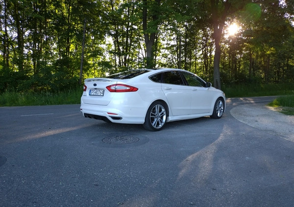 Ford Mondeo cena 68000 przebieg: 159000, rok produkcji 2015 z Gołańcz małe 191